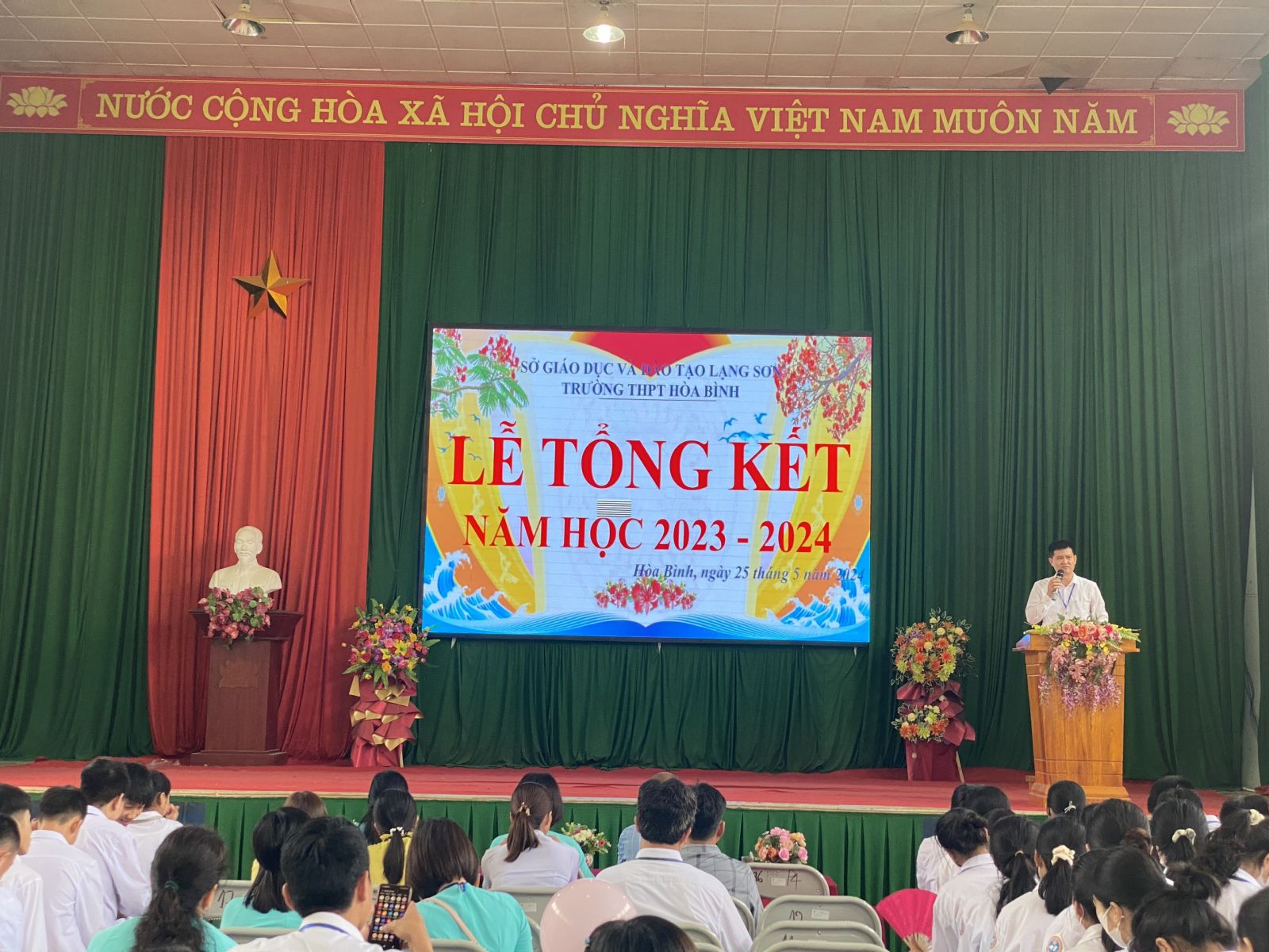 Trường THPT Hòa Bình tổ chức lễ tổng kết năm học 2023 – 2024